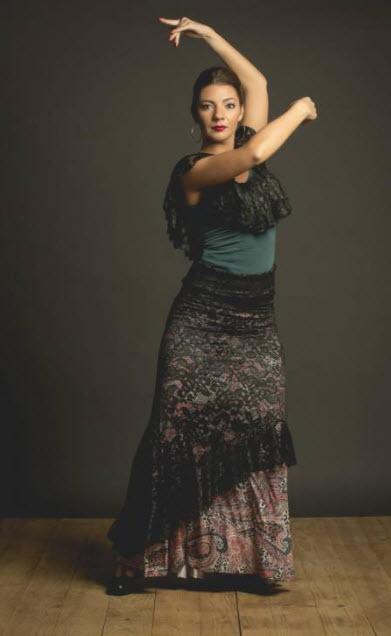 Sobre Falda Flamenca Davedans Serrada